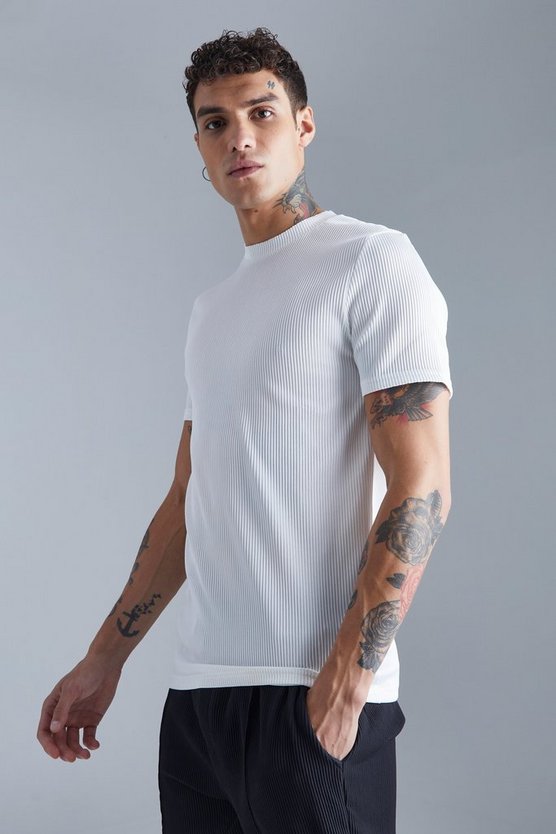 Slim-Fit T-Shirt mit Streifen