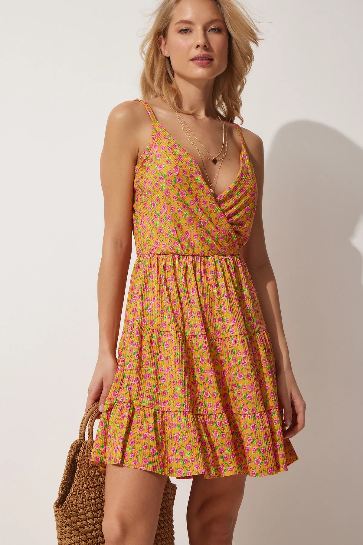 Happiness İstanbul  Orangefarbenes Damen-Sommer-Minikleid mit Wickelkragen und Riemen MC00170