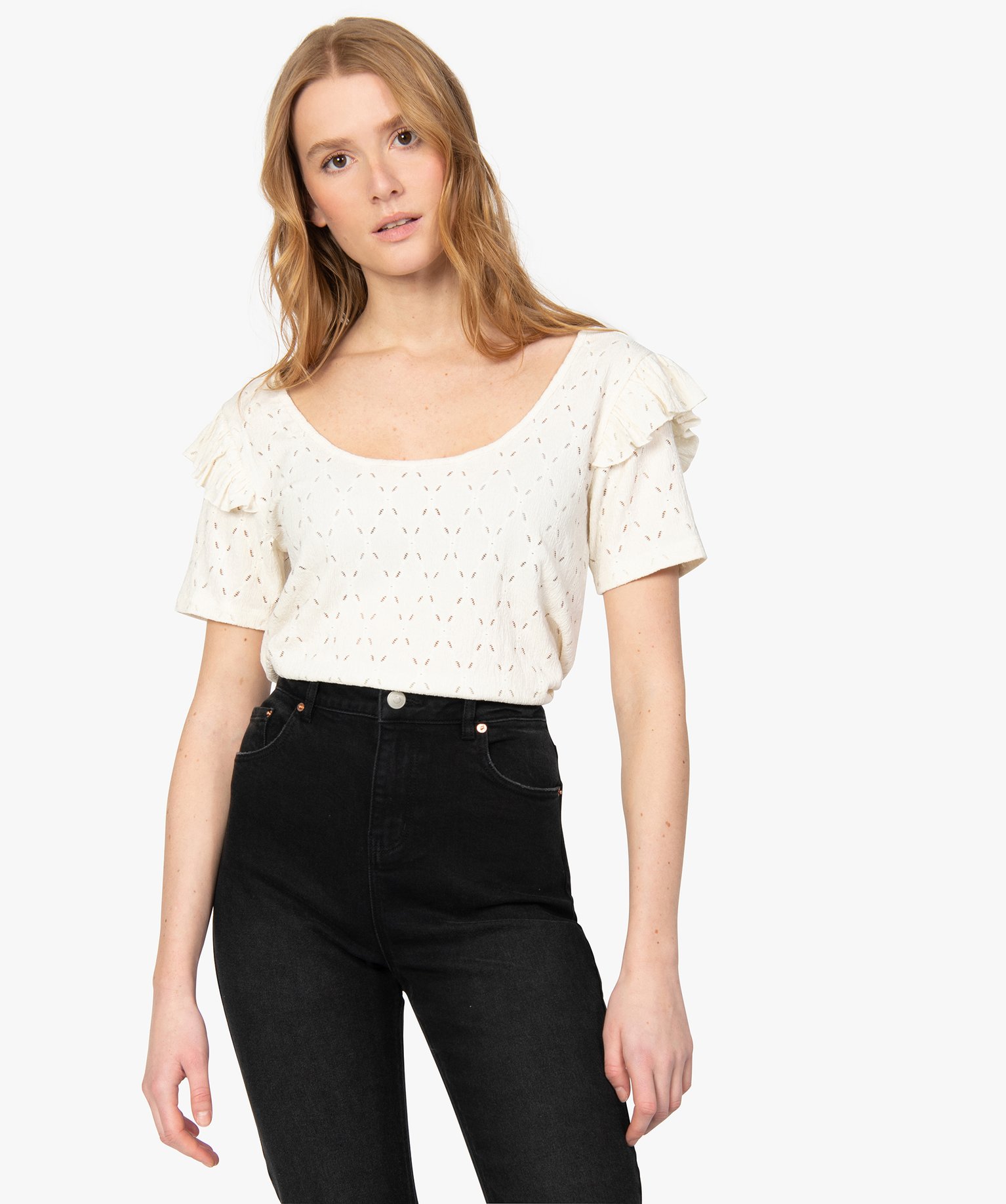 Tee-shirt femme en crêpe ajouré et volant blanc | GEMO