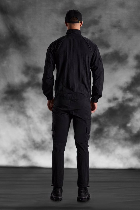 Matte Nylon Cargo-Jacke mit Trichterkragen