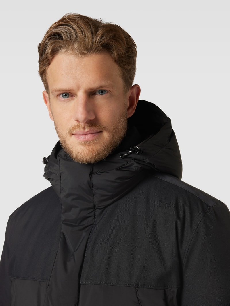 Parka mit Pattentaschen Modell 'Camiano' in schwarz