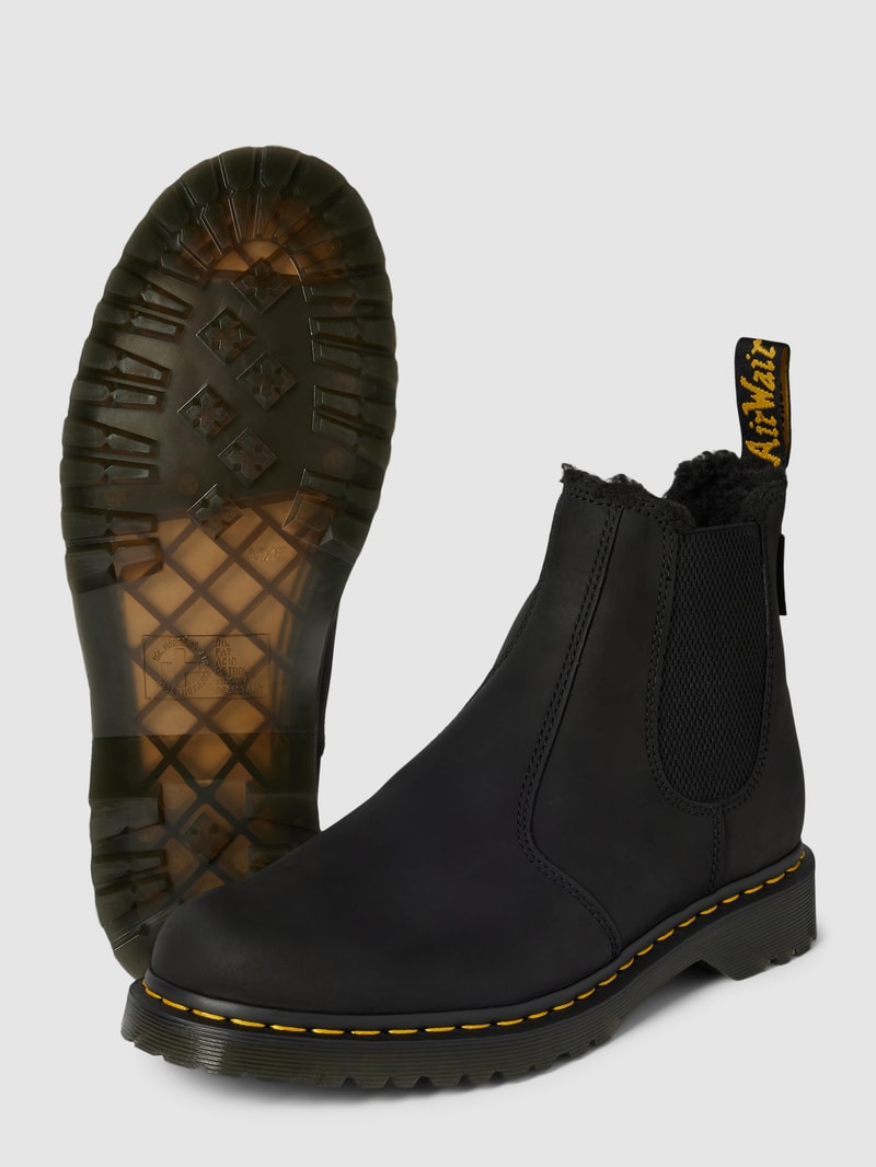 Chelsea Boots aus Leder in schwarz