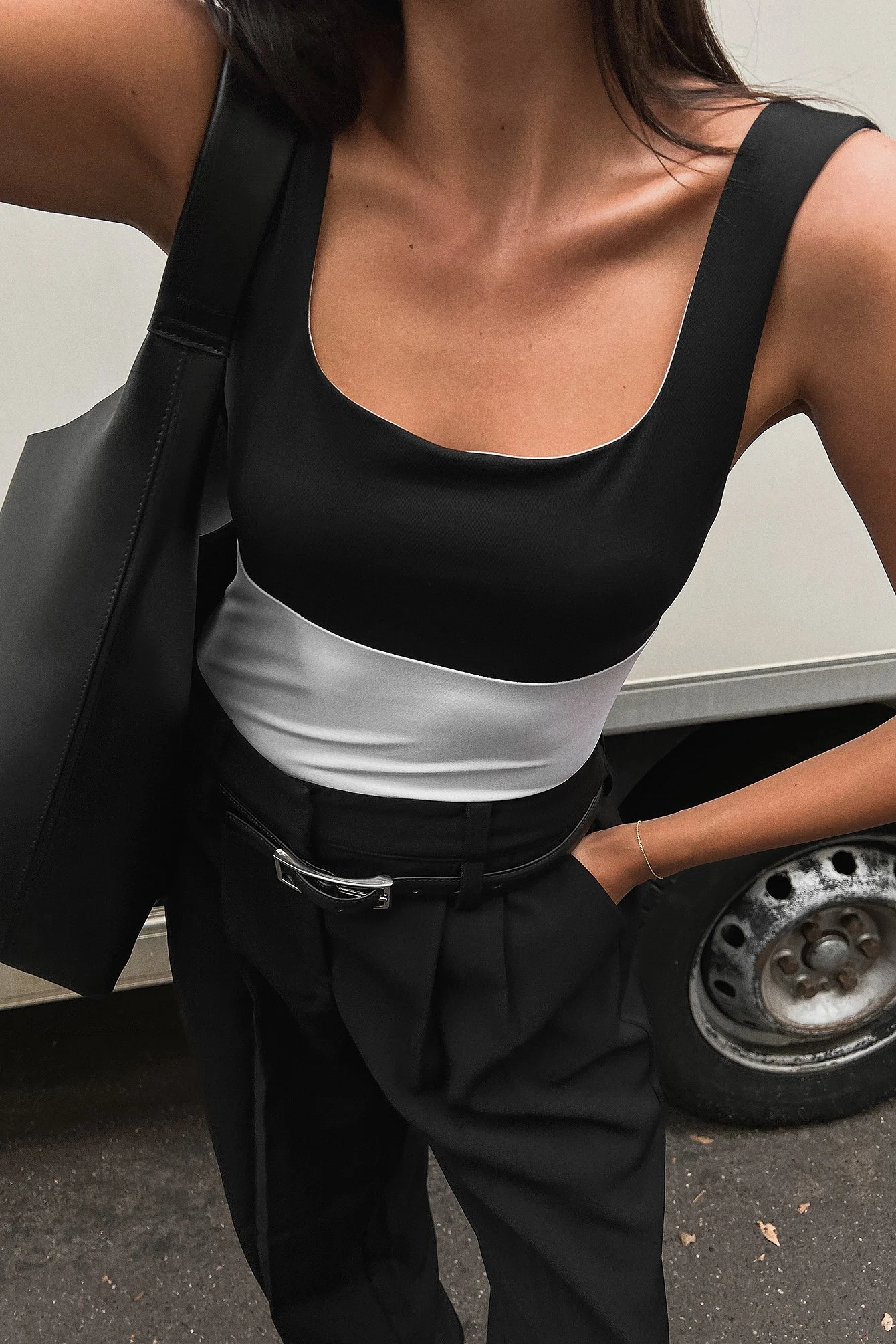 Singlet mit Kontrastdetail