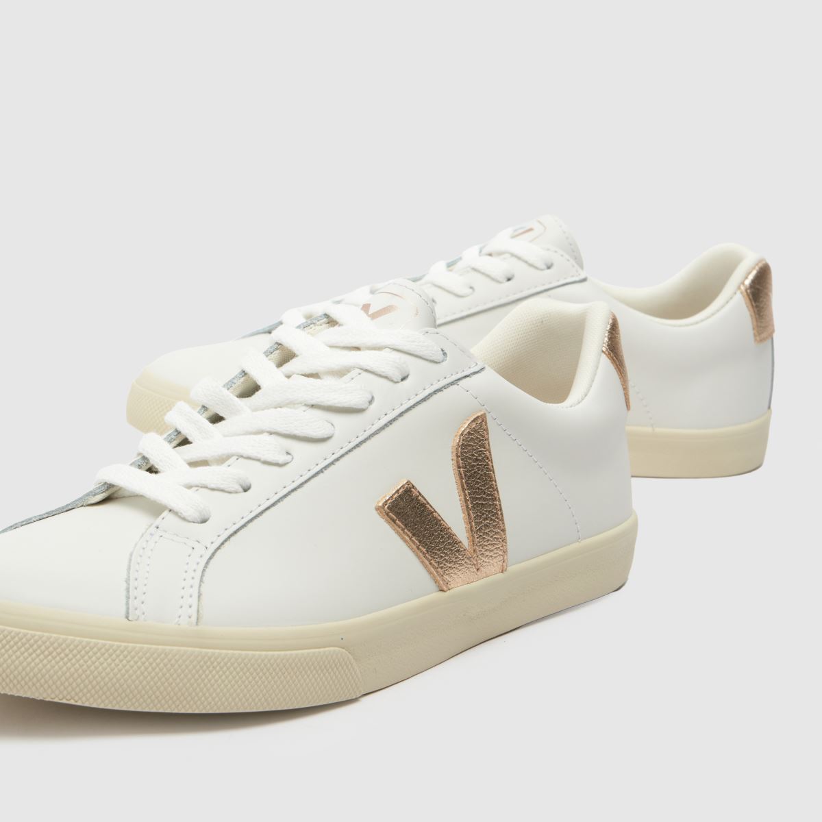VEJA esplar-sneakers i vitt och guld