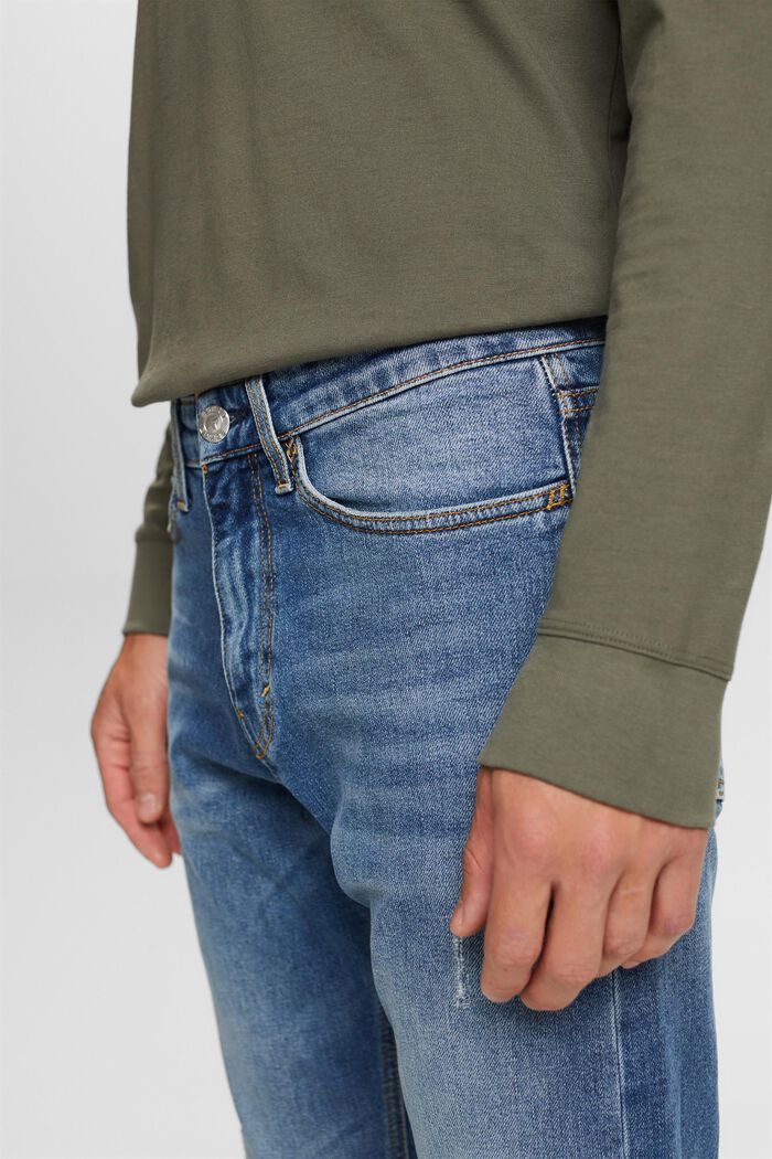 Schmale Jeans mit mittlerer Bundhöhe