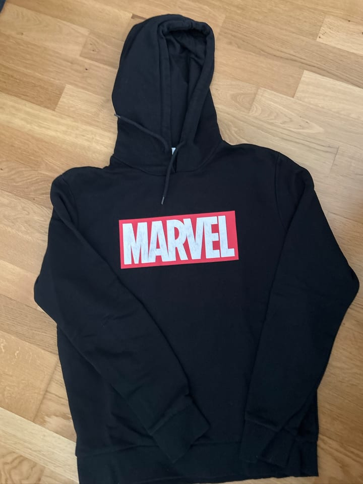 Course Hoodie Marvel in schwarz günstig kaufen M