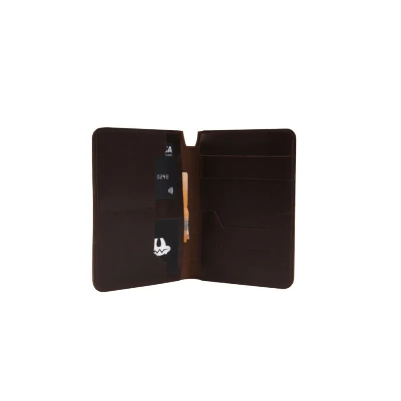 Buckle & Seam Passport Lilly - Braun