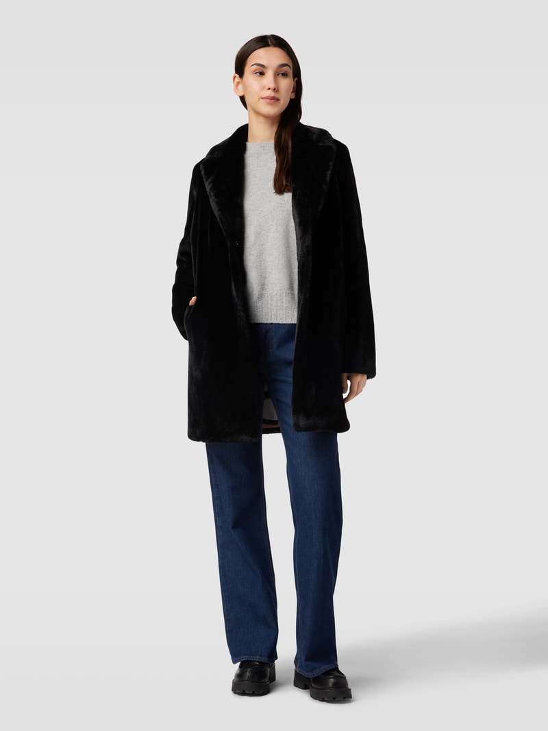 Mantel aus Teddyfell in schwarz