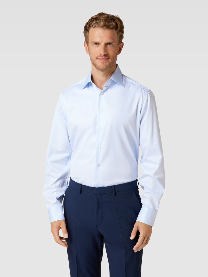 Shaped Fit Business-Hemd mit Haifischkragen in bleu