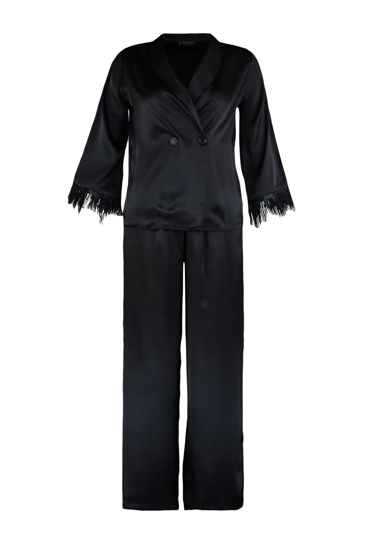 Trendyol Collection  Gewebtes Pyjama-Set aus Hemd und Hose aus Satin mit schwarzen Federn und detaillierten Details THMAW23PT00086
