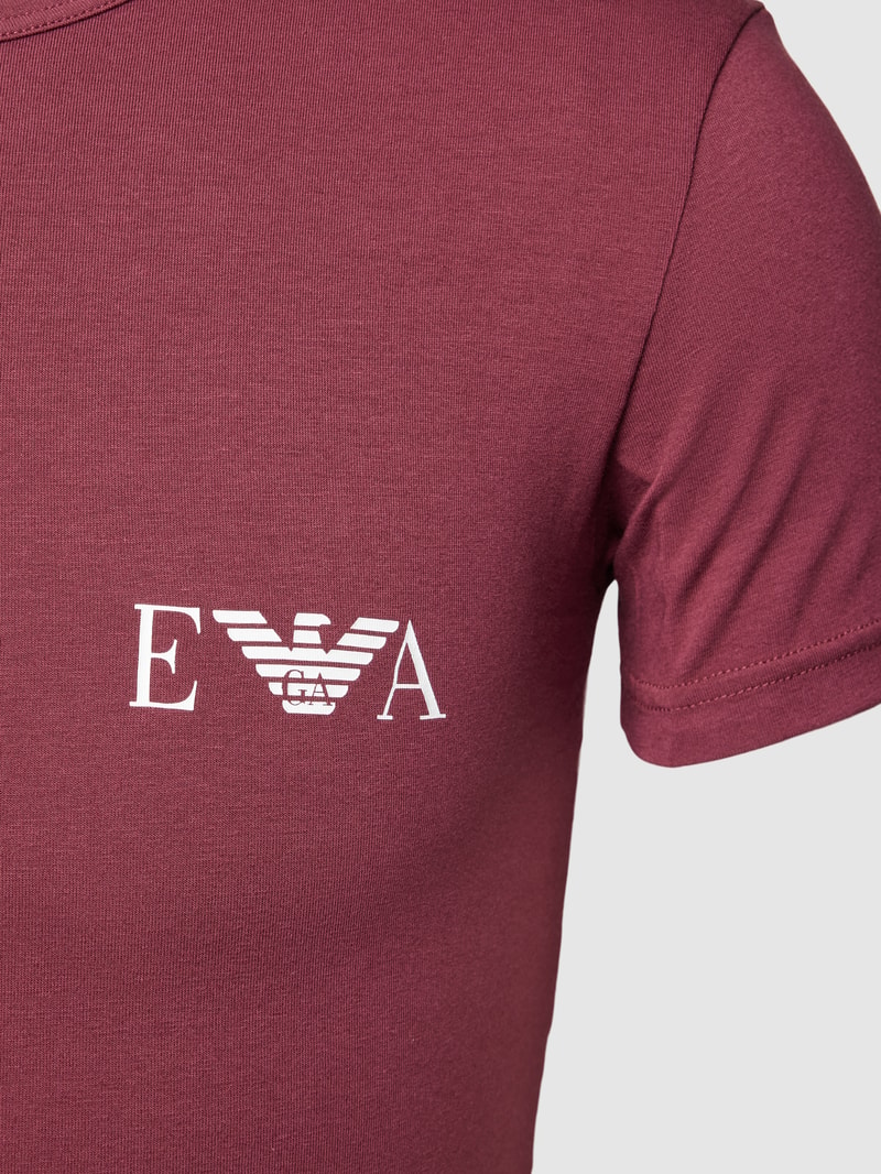 T-Shirt mit Label-Print in bordeaux rot