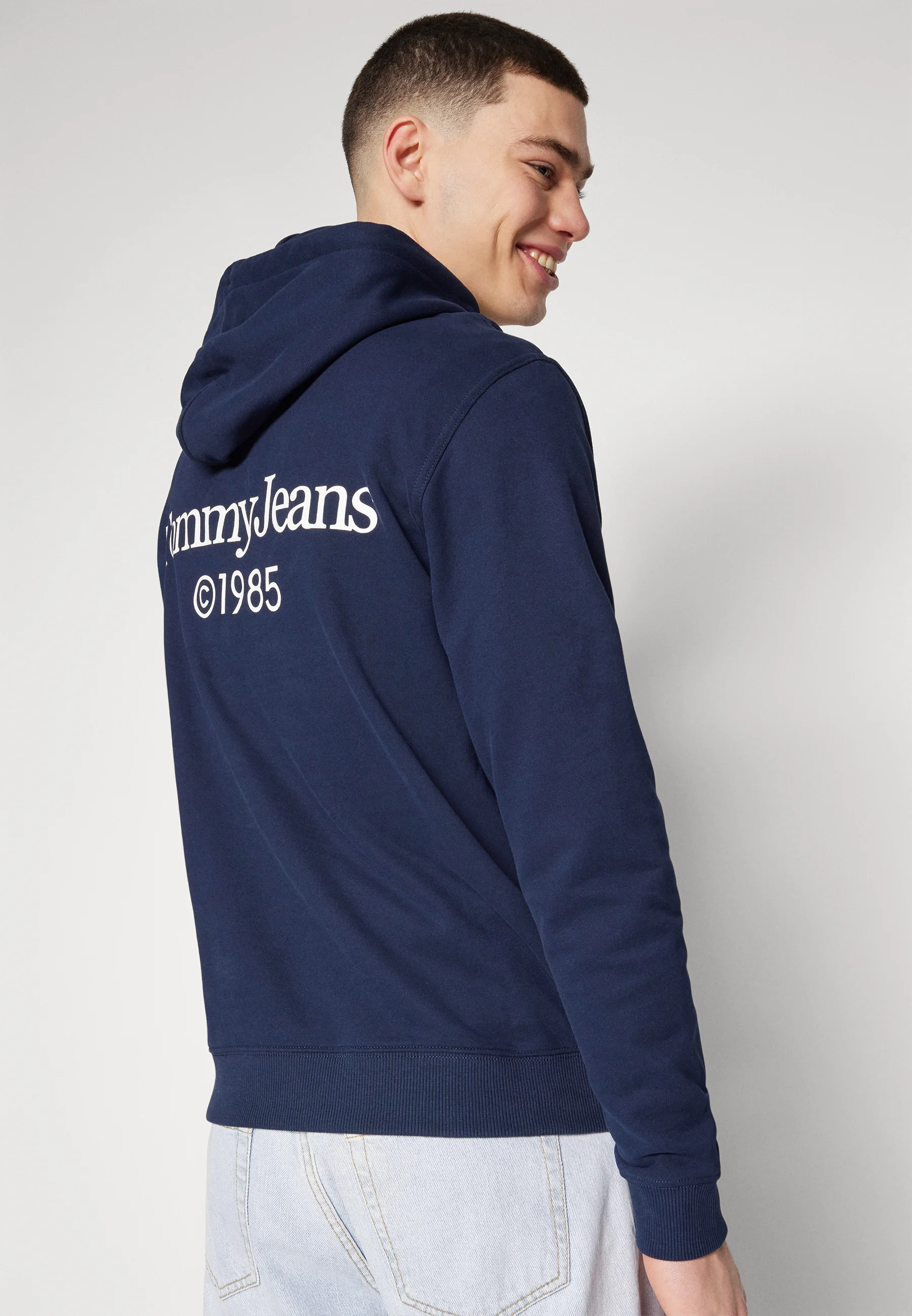 Sudadera con capucha Tommy Jeans ENTRY GRAPHIC - Sudadera