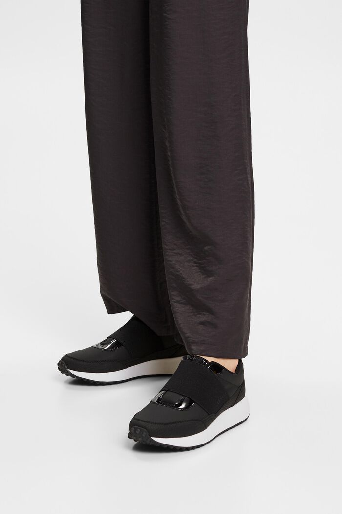 Slip-on-Sneakers in Lederoptik