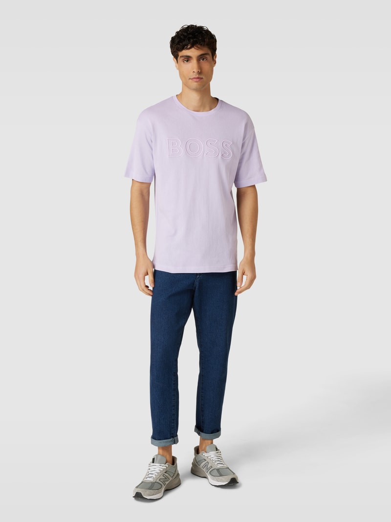 T-Shirt mit Rundhalsausschnitt in flieder