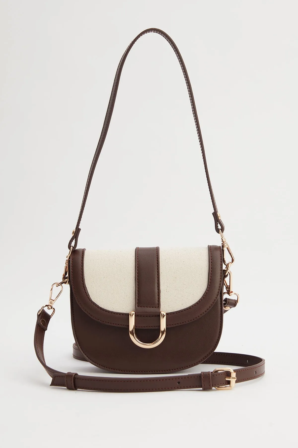 Manuka  Canvas-Tasche mit detaillierter Schnalle in Braun