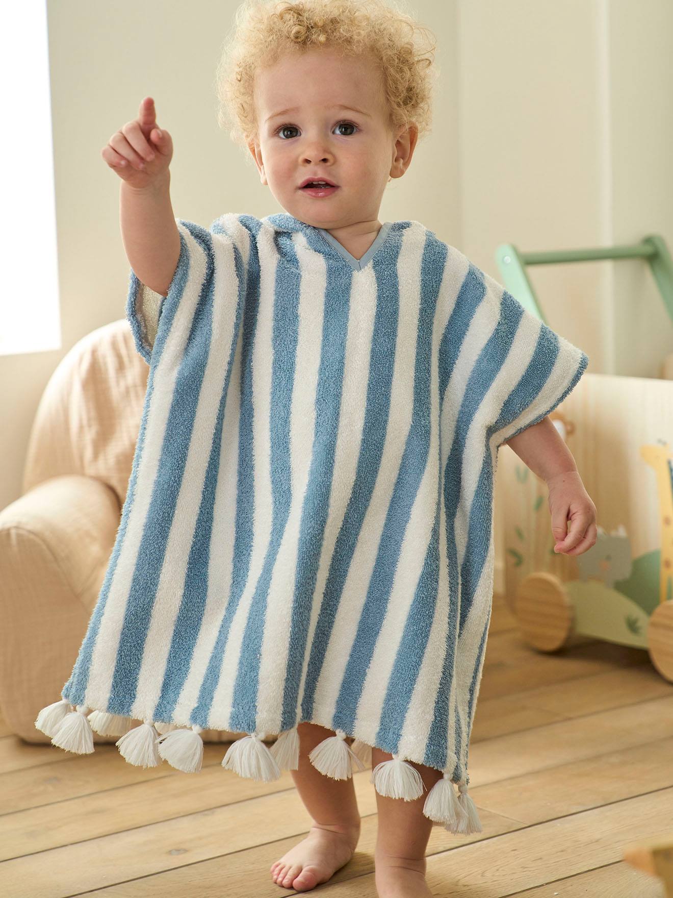 Poncho de bain bébé à rayures personnalisable rose