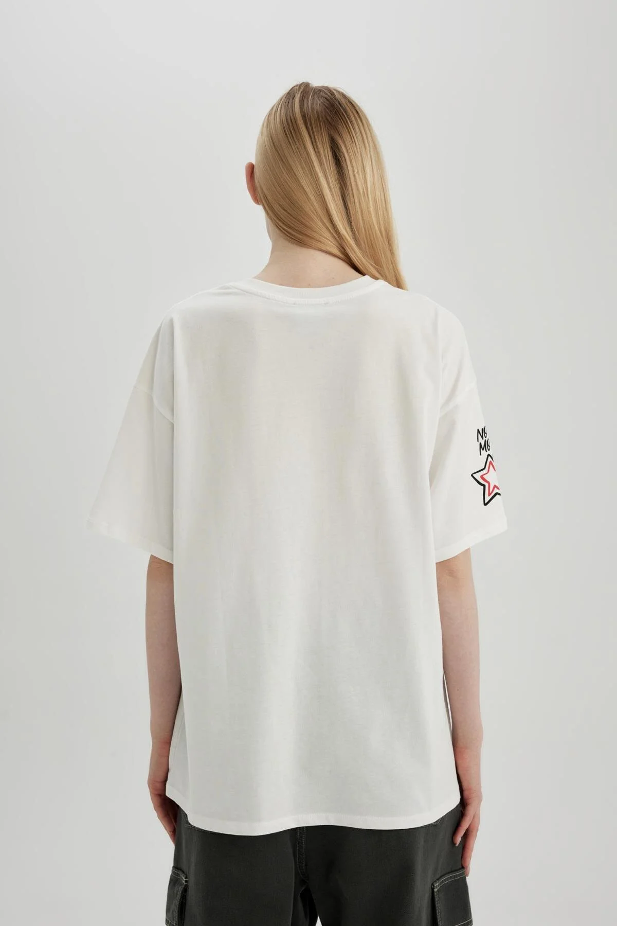 DeFacto  Cooles Powerpuff Girls Oversize-Passform Rundhalsausschnitt Bedrucktes Kurzarm-T-Shirt C3793ax24sm