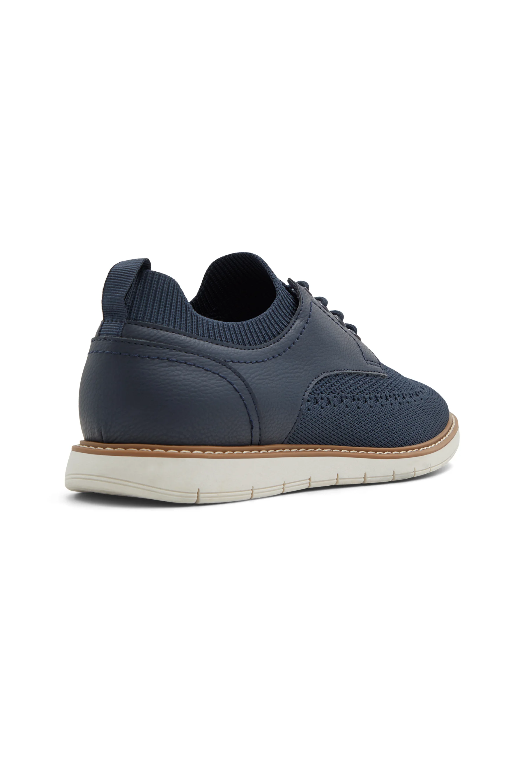 Zapatos deportivos con cordones ALDO