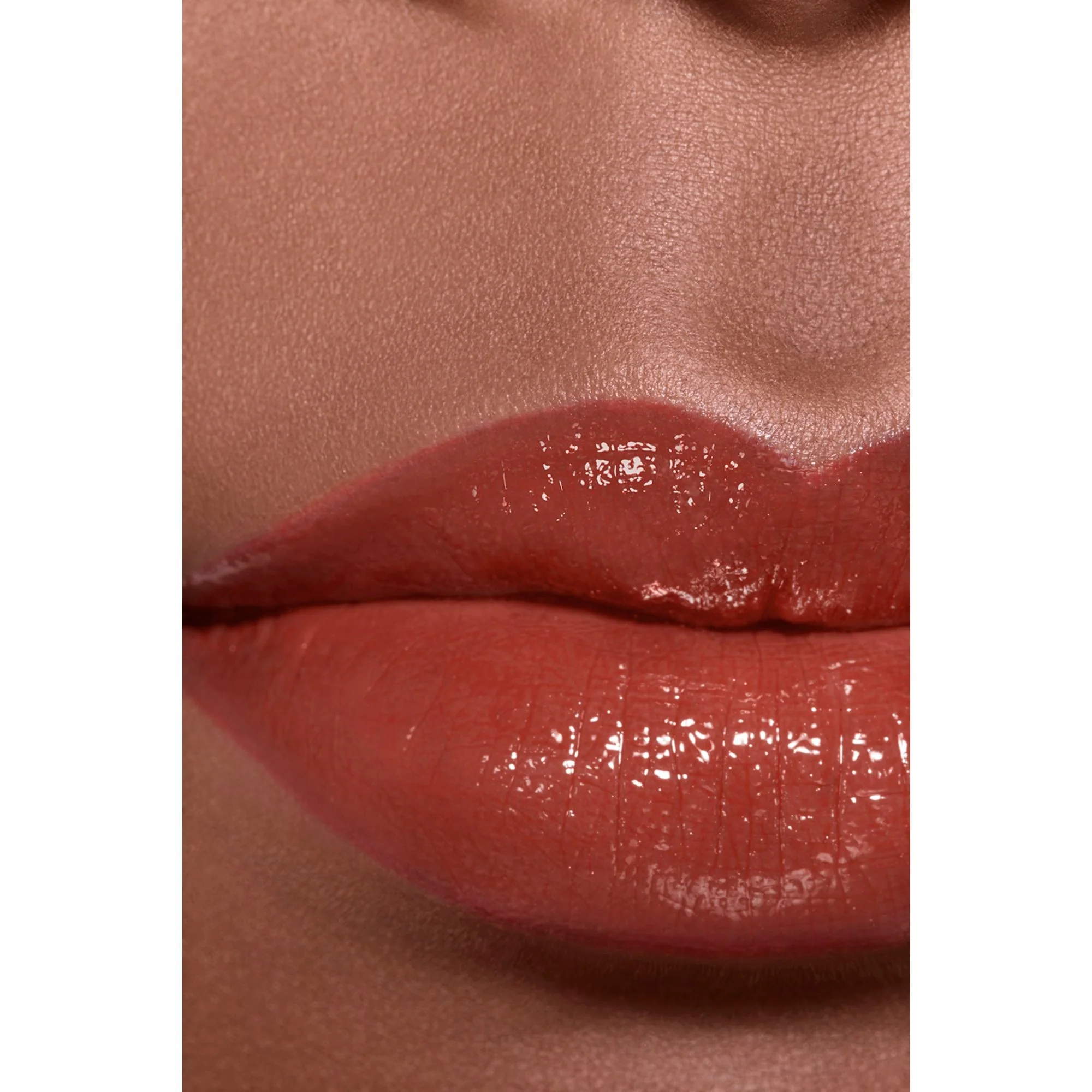 ROUGE COCO FLASH: COLOR, BRILLO E INTENSIDAD EN UN INSTANTE