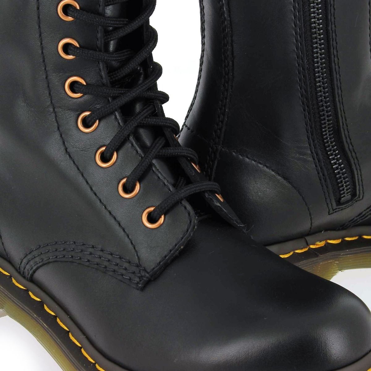 Dr Martens  1490 WANAMA - Noir