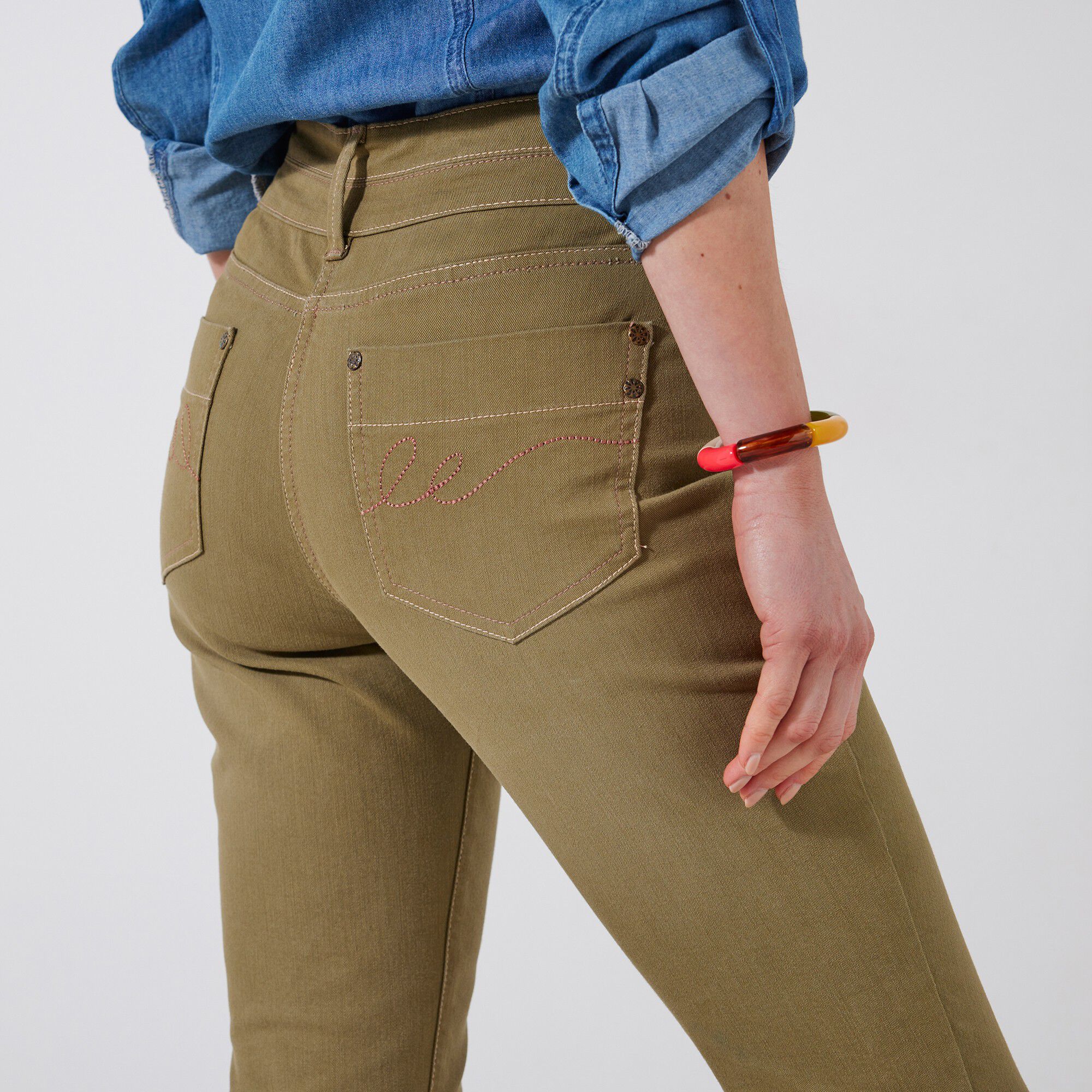 Jean 7/8ème fuselé couleur stretch