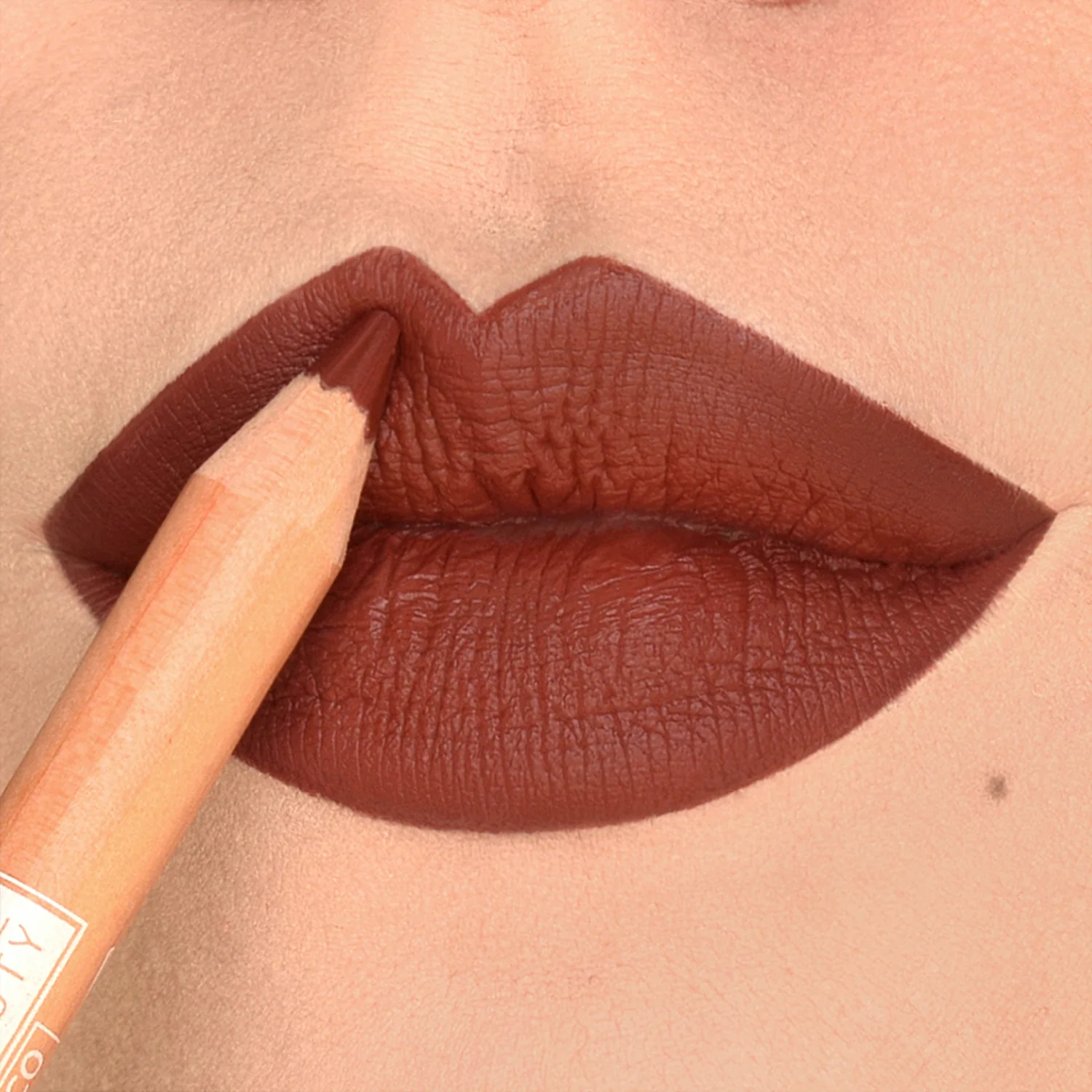 PURE BEAUTY LIP PENCIL - Leppeblyant