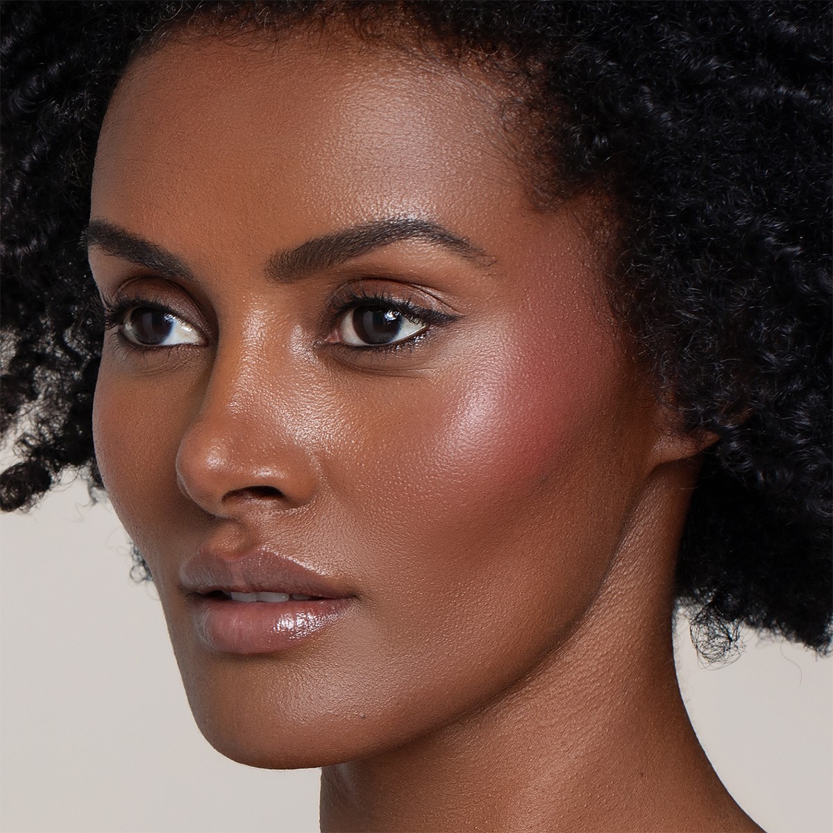 Kevyn Aucoin Le Contraste Bar