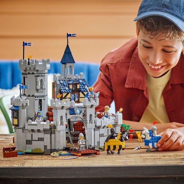 LEGO Castle 31168 Középkori vár lovaggal