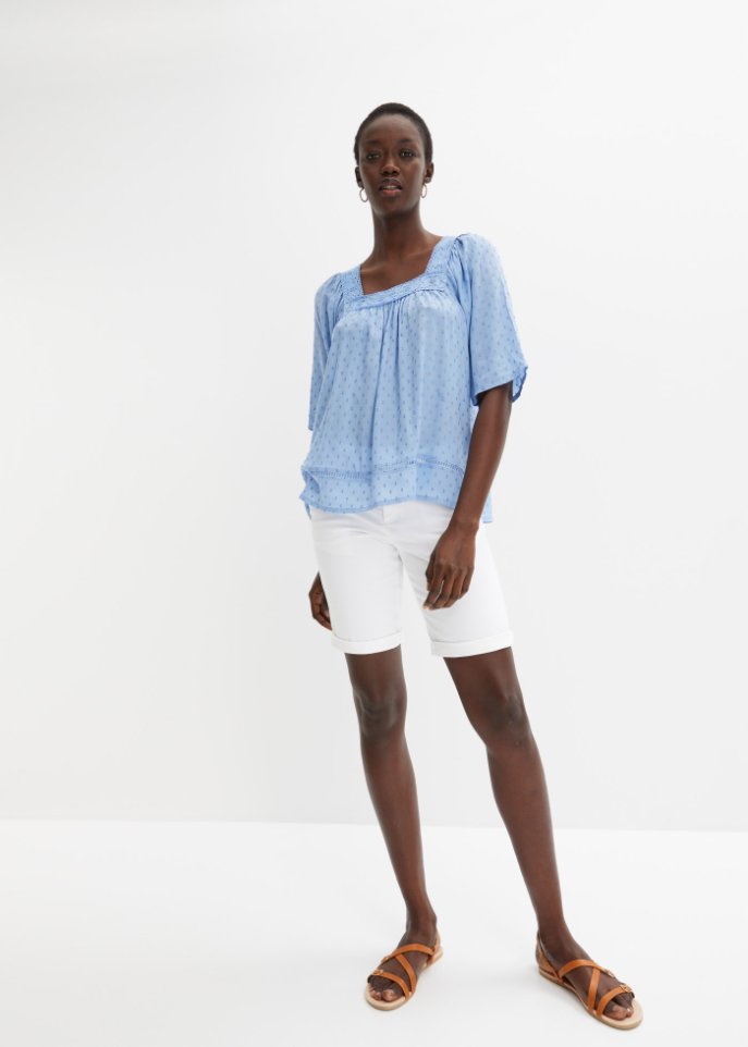 Transparente Bluse mit Häkelspitze