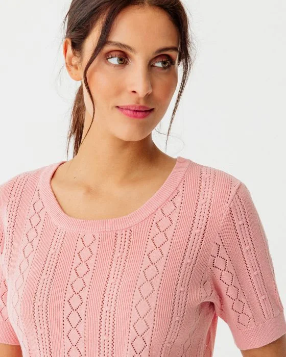 Pull ajouré manches courtes