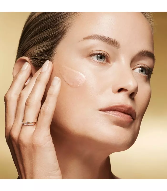 RE-NUTRIV ULTIMATE DIAMOND Sérum révélateur d'éclat