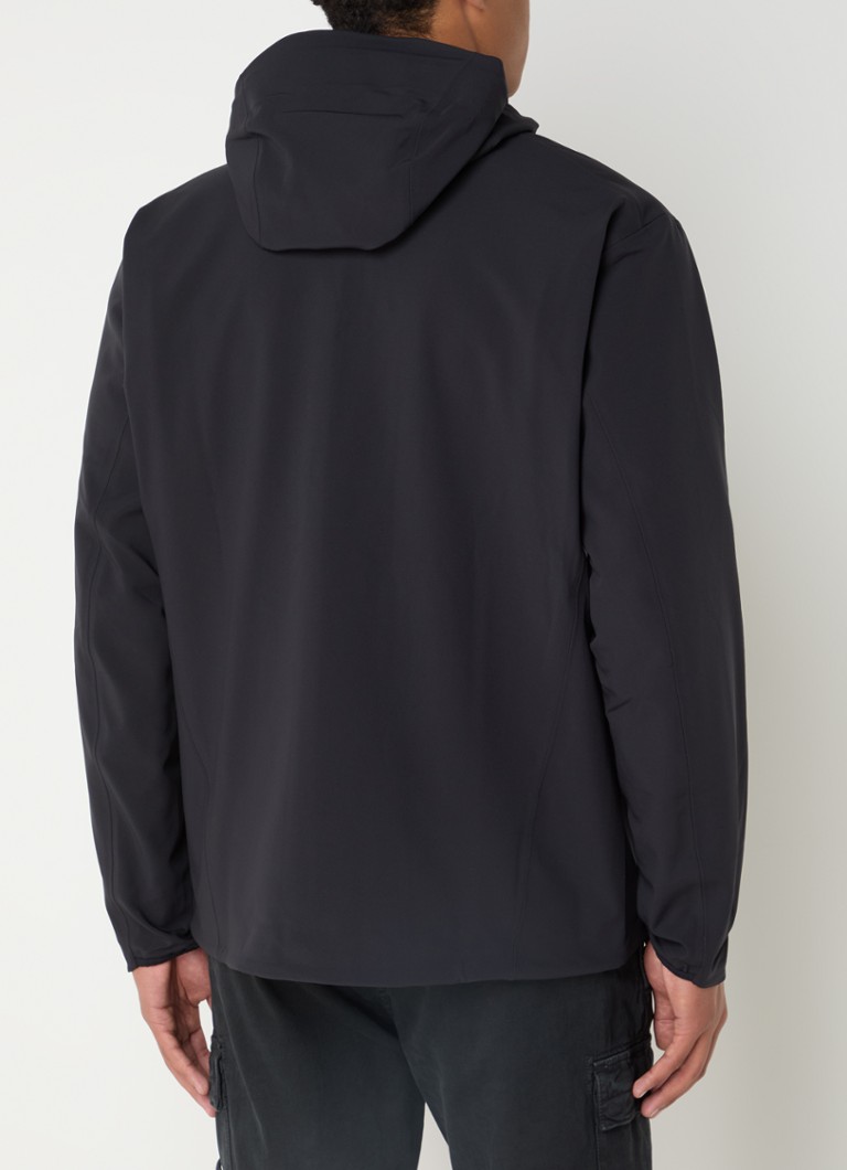 Arc'teryx Gamma MX softshell jaka ar rāvējslēdzēja kabatām un izšuvumu no logotipa