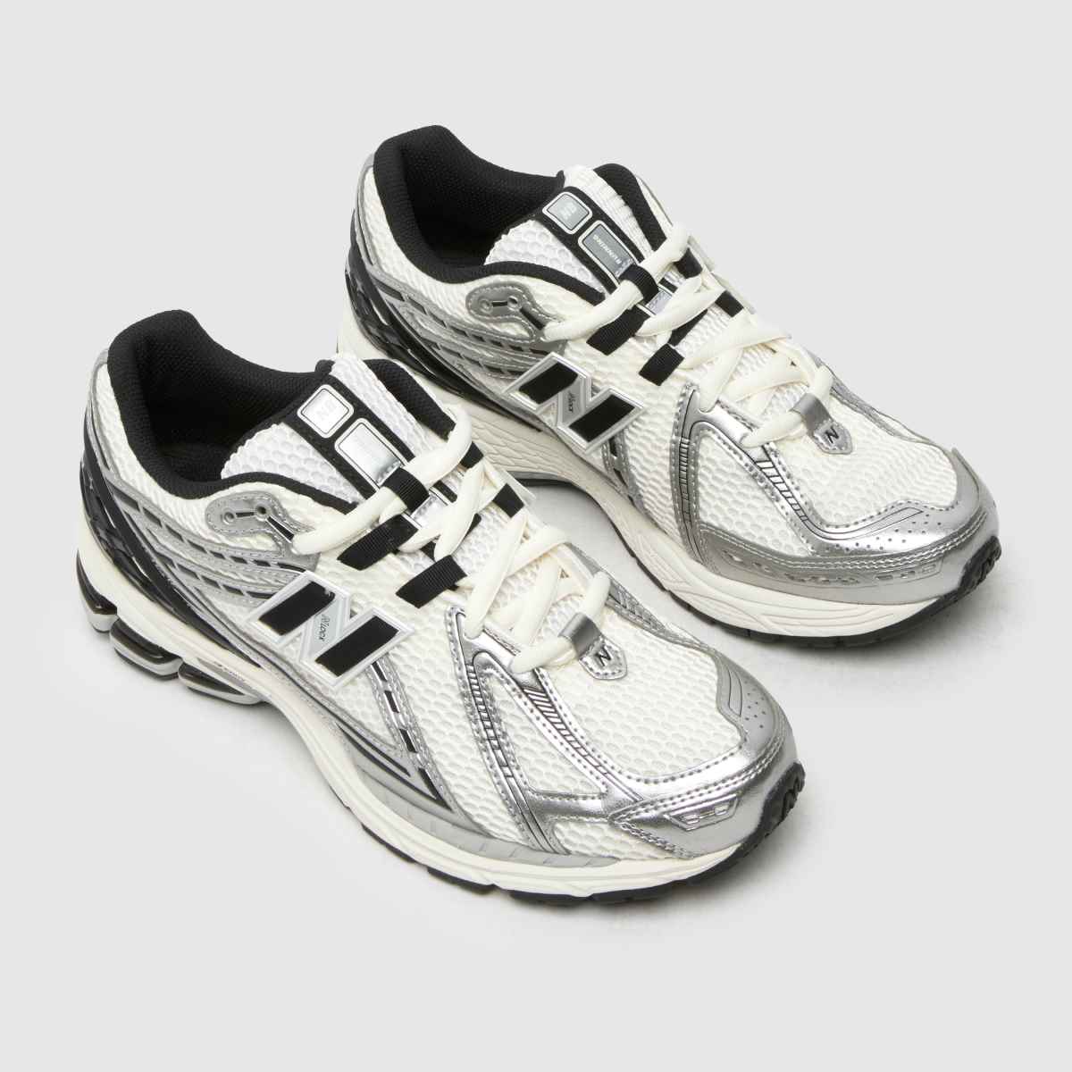 New Balance 1906r sportcipő fehér és fekete színben