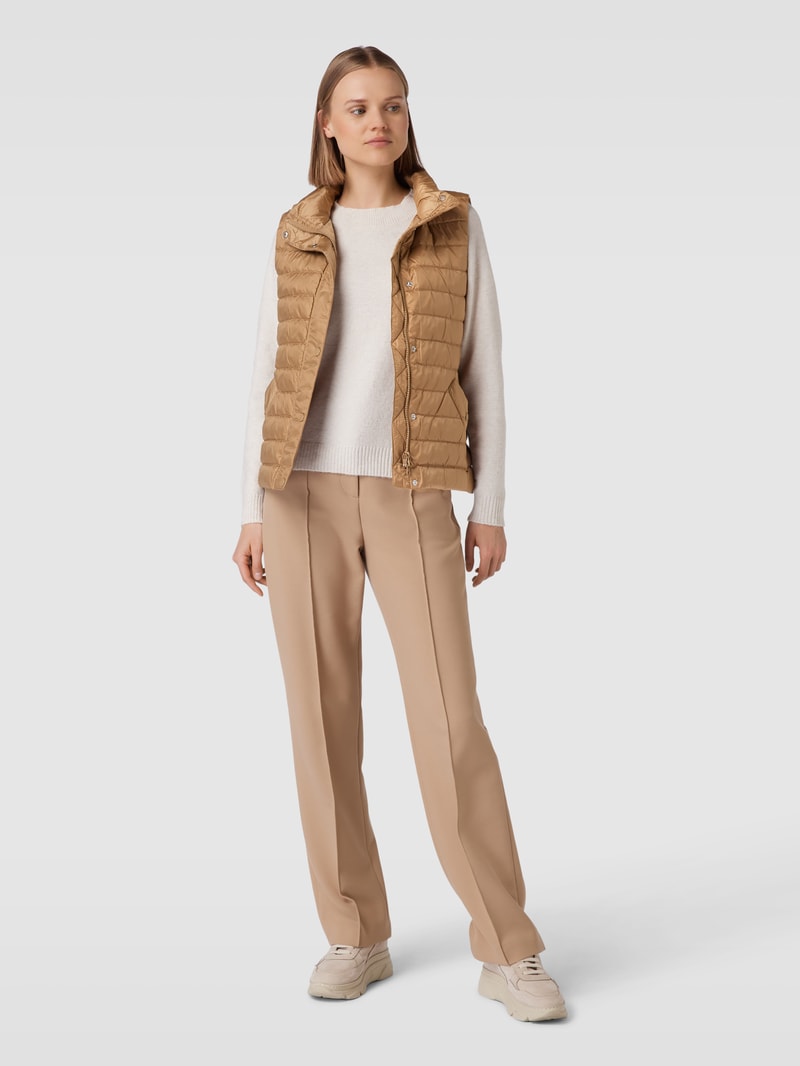 Steppweste mit Label-Detail in camel