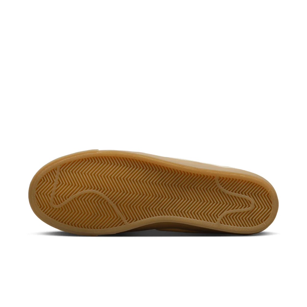 Nike Blazer Low Pro SB Premium GT FN7404-200 / braun