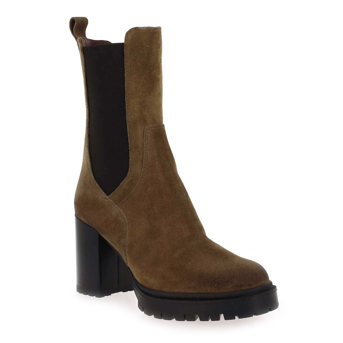 Emanuele Crasto   55003 - camel