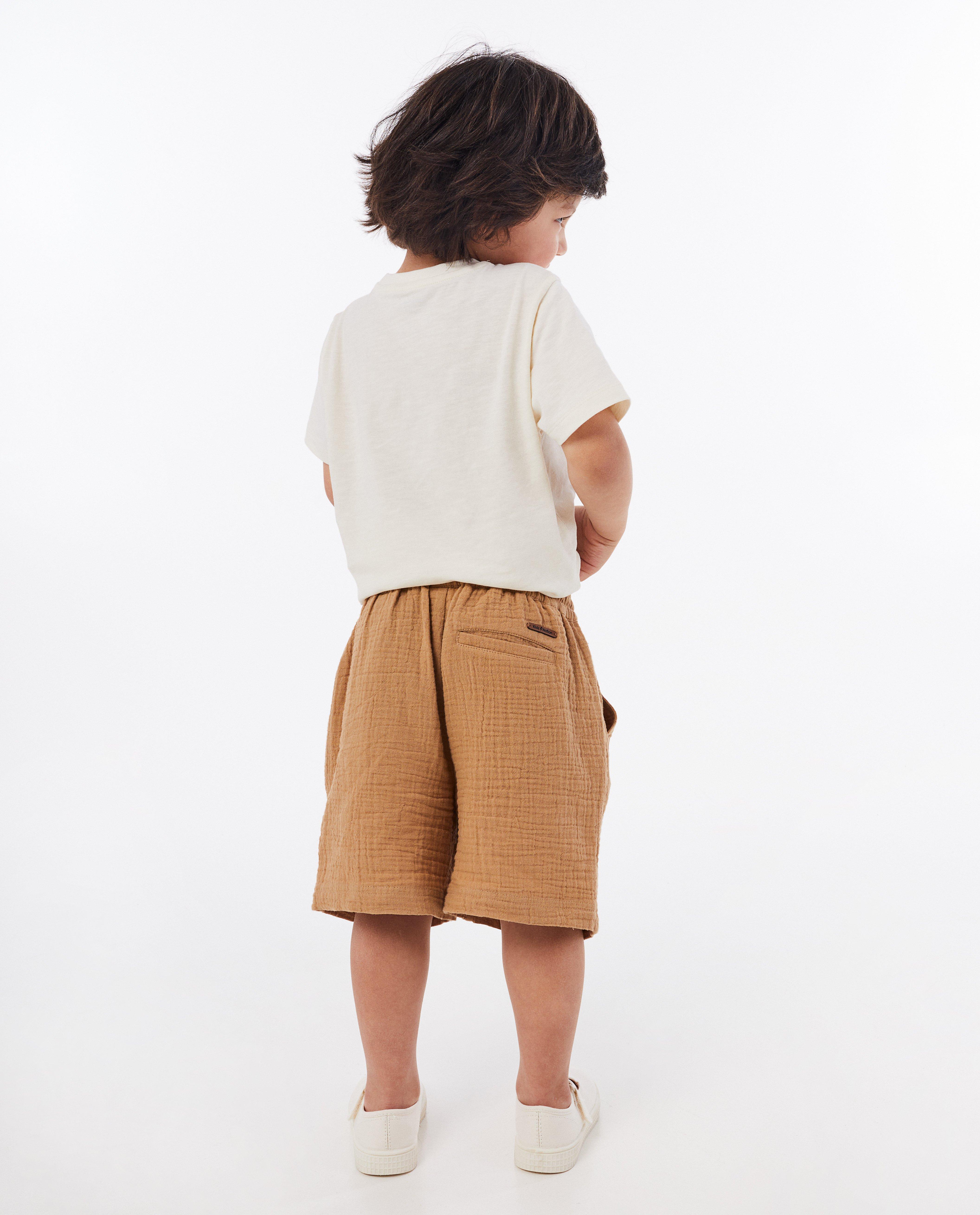 Kidz Nation Barna rövidnadrág, bő szabású, 2-7 éves korig, barna