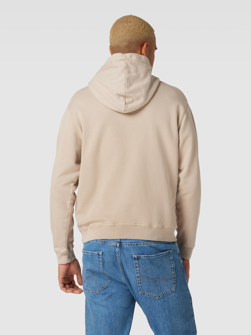 Hoodie mit Känguru-Tasche in beige