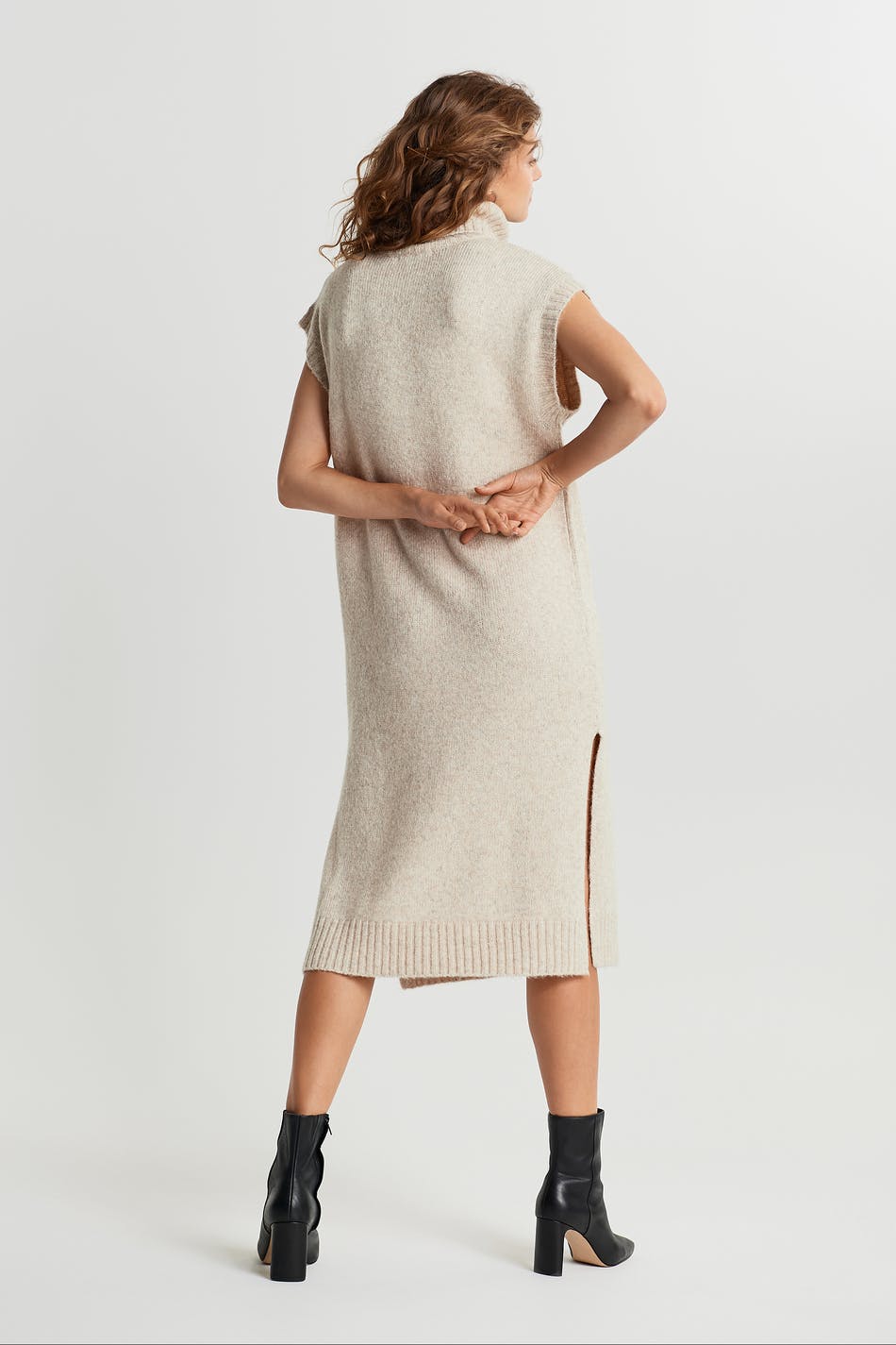 Lexi knitted vest