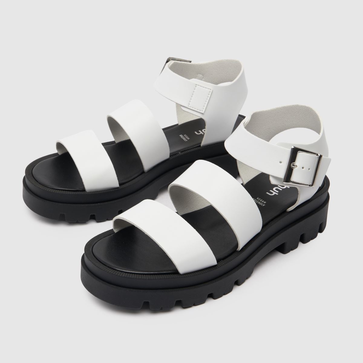 Schuh Tate vastag szandálok fehér színben
