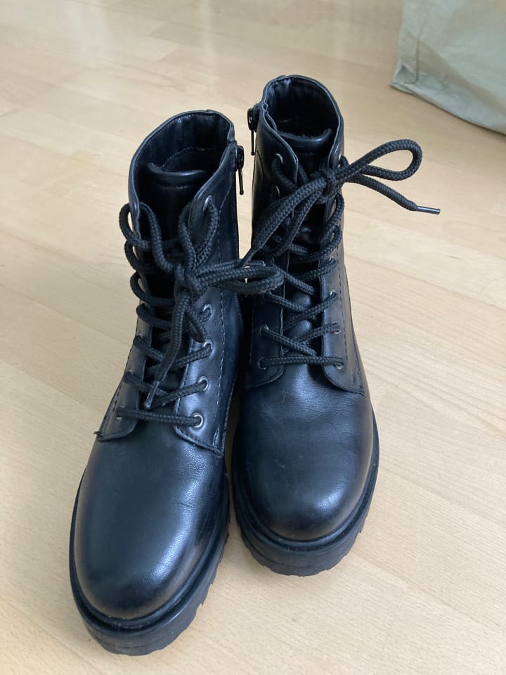 Tom Tailor Boots in Schwarz günstig kaufen 37