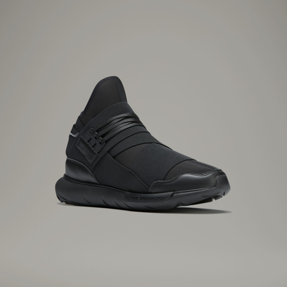 Y-3 Qasa IF5505 / schwarz