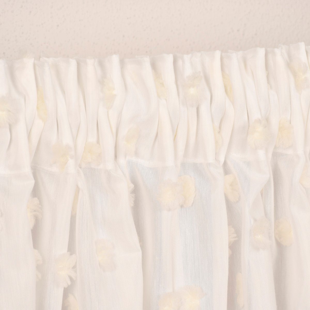 Meterware Rasch Textil Bambino Stores Pom Pom Puscheln weiß creme 3m, (1 St), halbtransparent, Kunstfaser, bestickt