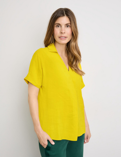 Fließendes Blusenshirt mit Quetschfalte