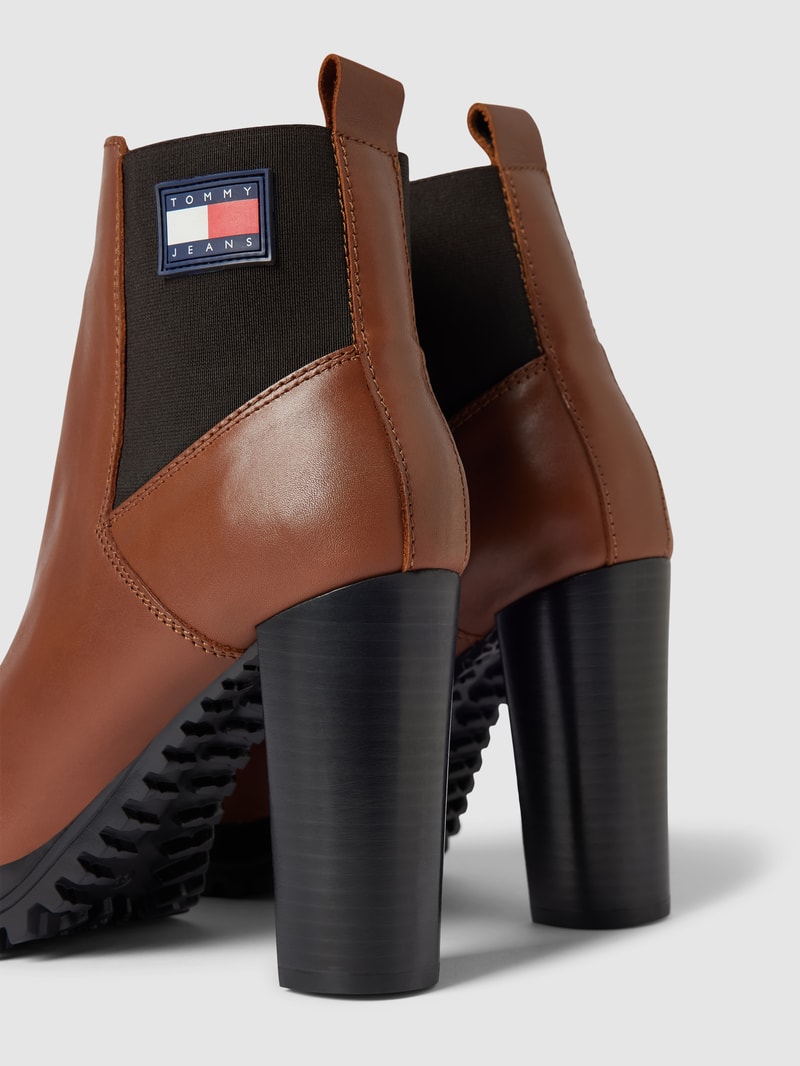 Stiefeletten aus Leder-Mix in cognac