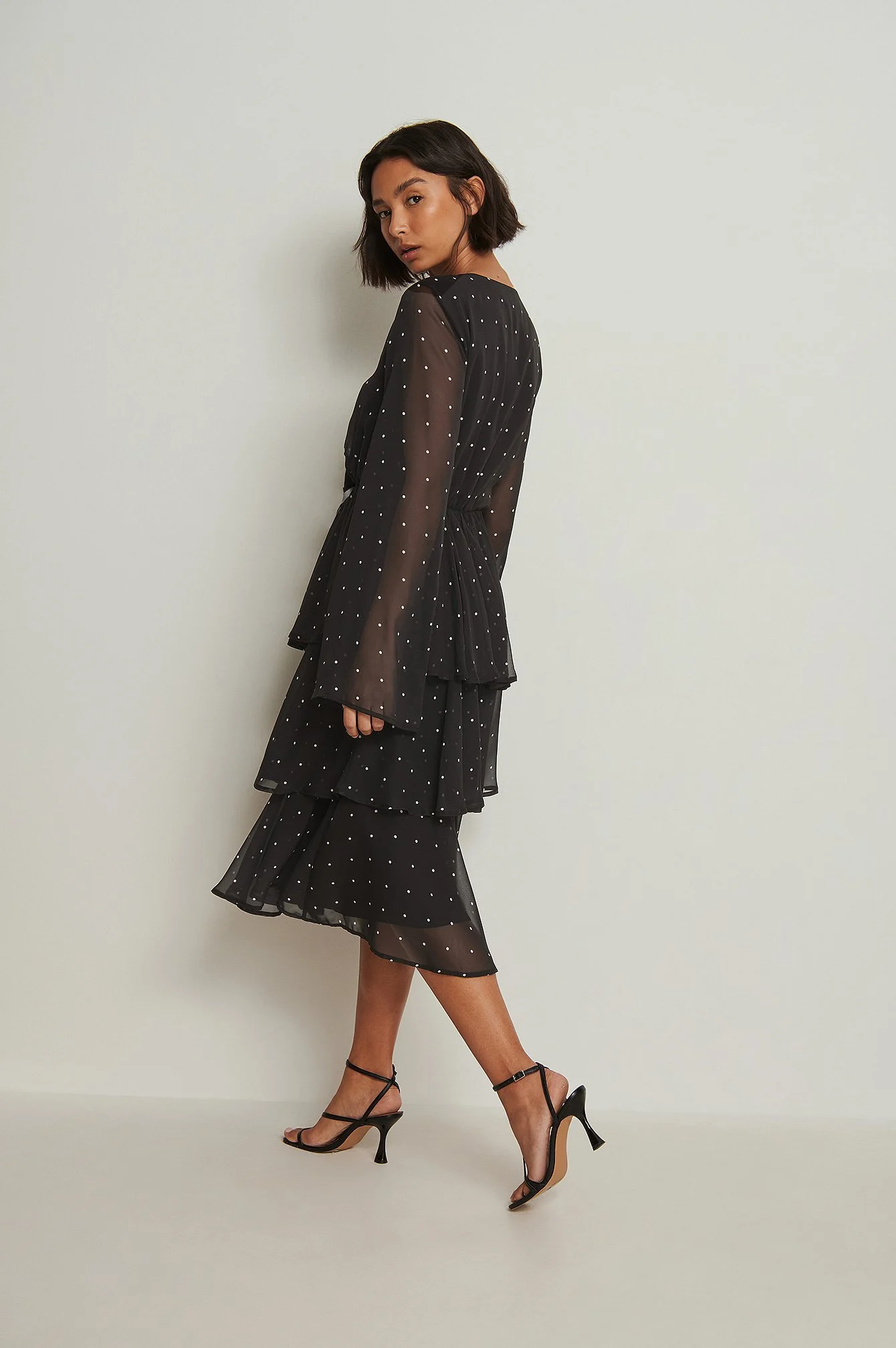 Layer-Midikleid mit Rüschen