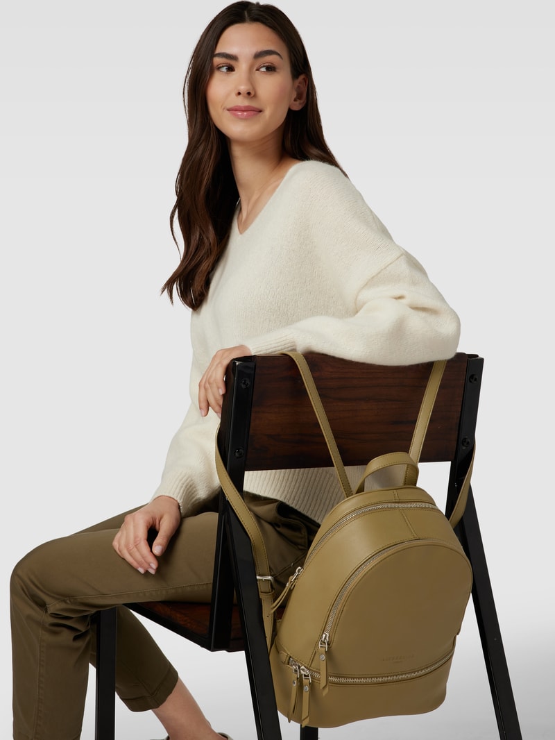 Rucksack mit Label-Details Modell 'Noos' in schlamm