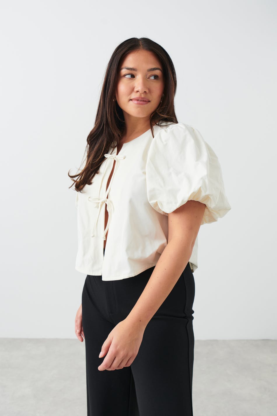 Puff sleeve blouse
