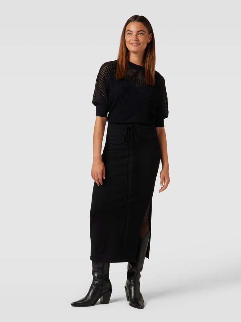 Midirock mit Seitenschlitz Modell 'Aya' in schwarz