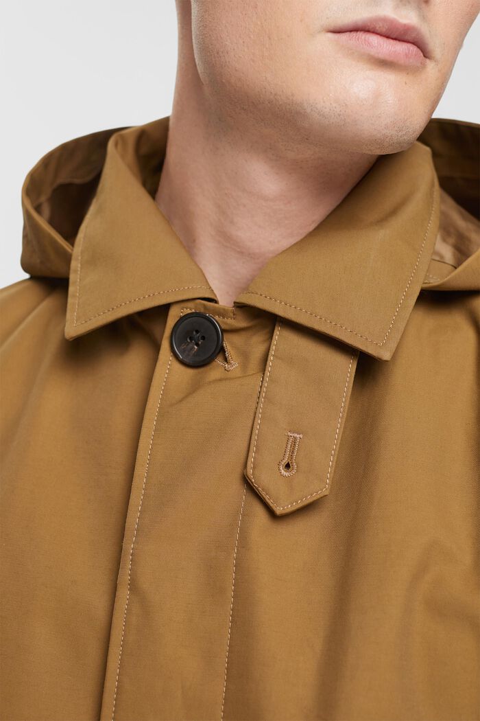 Trenchcoat mit abnehmbarer Kapuze